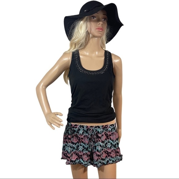 EYE Candy multi colored patterned shorts - Picture 1 of 7
